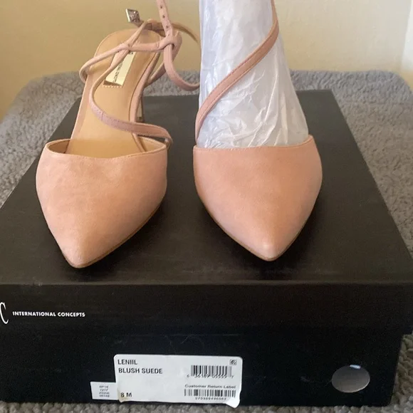 INC blush suede pumps - Picture 10 of 11